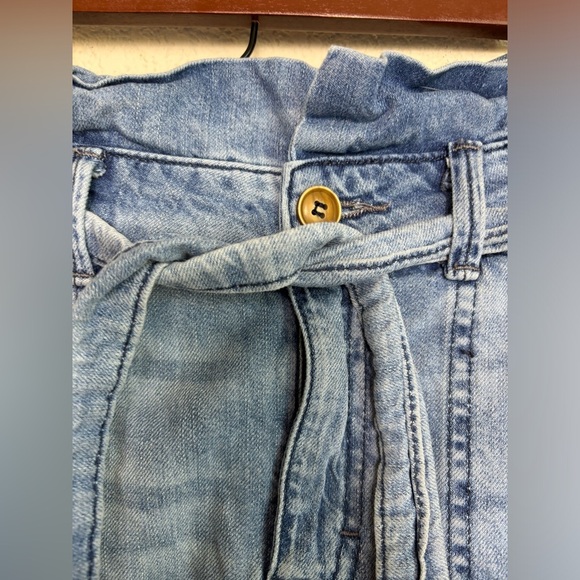 Free People Splendor in the Grass Light Vintage Wash High Waisted Denim Skirt 6 - Picture 5 of 8